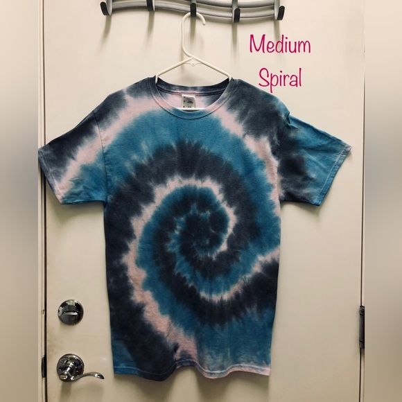 Tie dyed and Reverse (bleach) dyed shirts! #1-11 are all 2XL! 100% Cotton. - Picture 3 of 14